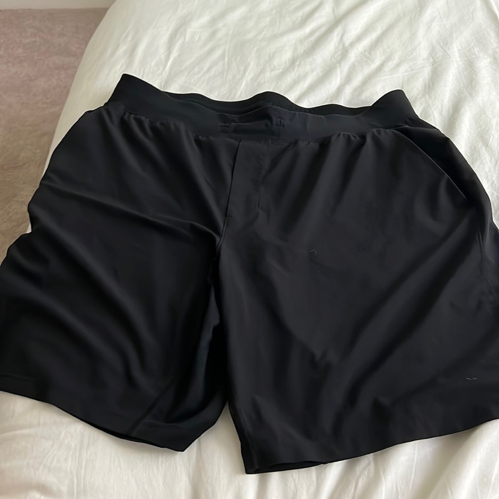 Lululemon licensed to train Short